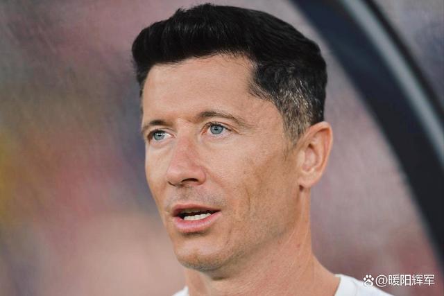 莱万多夫斯基官方宣布重返赛场新规,MAD引发争议!的简单介绍 莱万多夫斯基官方宣布重返赛场新规,MAD引发争议!的简单介绍